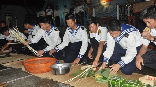 Xuân về trên đảo tiền tiêu của Tổ quốc (27/01/2016)